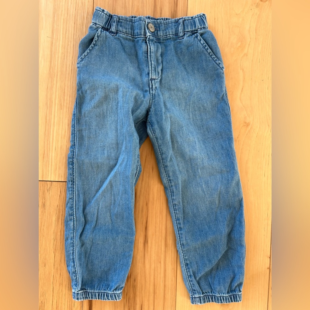 BNWOT 4T Joggers